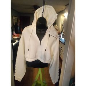 Size large SDNY NWT Crop creme hoodie